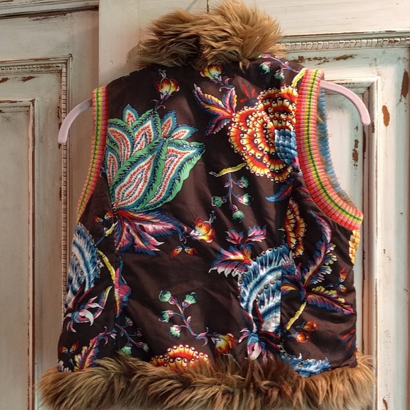 Oilily European Boutique Reversible girls vest 6T - Picture 5 of 8